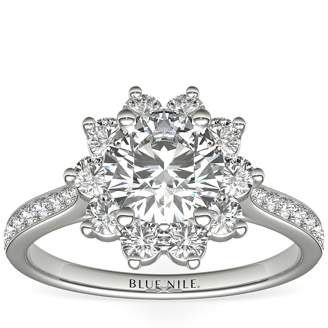 Anillo de compromiso con halo de diamantes en forma de flor Starburst en oro de 14 k (3/8 quilates | Blue Nile